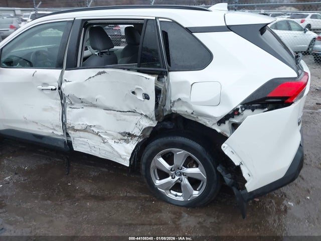 4T3B6RFV5MU006070 Toyota Rav4 Hybrid Xle Premium