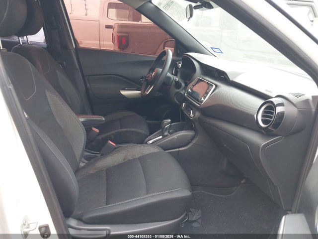 3N1CP5CV2LL495146 Nissan Kicks Sv Xtronic Cvt
