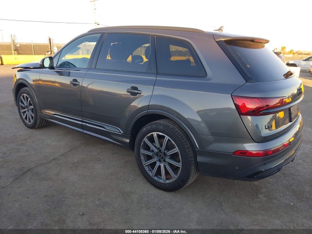 2023 AUDI Q7 WA1LCBF74PD019779 Photo 2