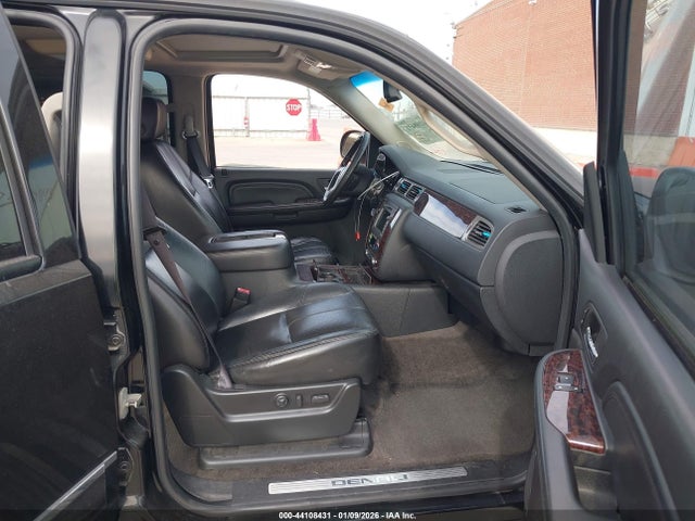 44108431 :رقم المزاد ، 1GKFK66838J186437 vin ، 2008 Gmc Yukon Xl 1500 Denali مزاد بيع