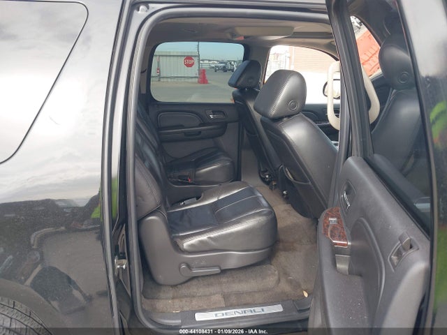 44108431 :رقم المزاد ، 1GKFK66838J186437 vin ، 2008 Gmc Yukon Xl 1500 Denali مزاد بيع