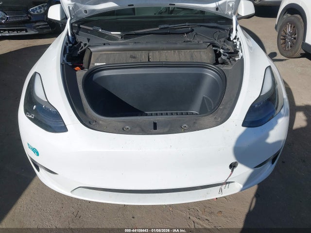 2023 TESLA MODEL Y 7SAYGDEE6PF798030 Photo 9