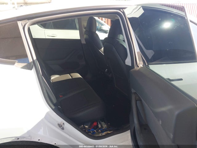 2023 TESLA MODEL Y 7SAYGDEE6PF798030 Photo 7