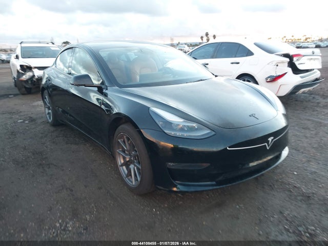 2022 TESLA MODEL 3 5YJ3E1EB5NF212514 Photo 0