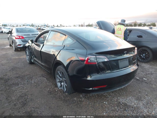 2022 TESLA MODEL 3 5YJ3E1EB5NF212514 Photo 2