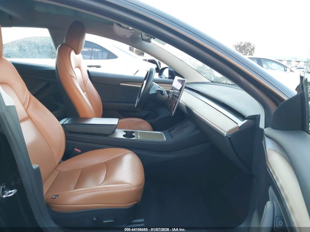 2022 TESLA MODEL 3 5YJ3E1EB5NF212514 Photo 4