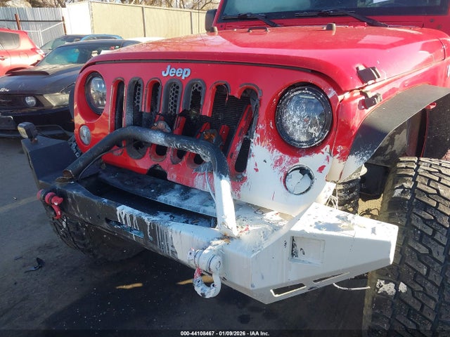 1C4BJWDG5FL776888 Jeep Wrangler Unlimited Sport