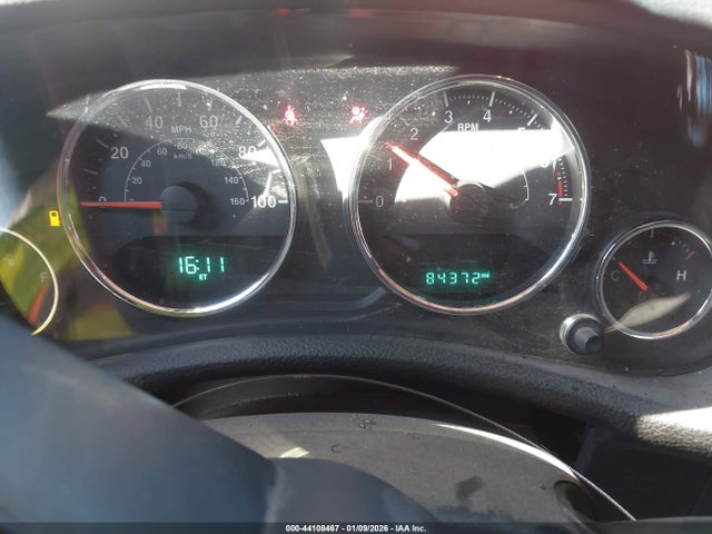 1C4BJWDG5FL776888 Jeep Wrangler Unlimited Sport
