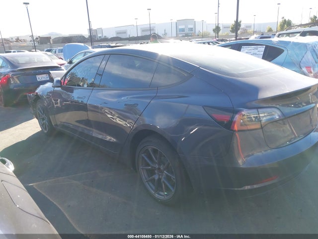 Продажа на аукционе авто 2022 Tesla Model 3 Long Range Dual Motor All-wheel Drive, vin: 5YJ3E1EB8NF240551, номер лота: 44108480