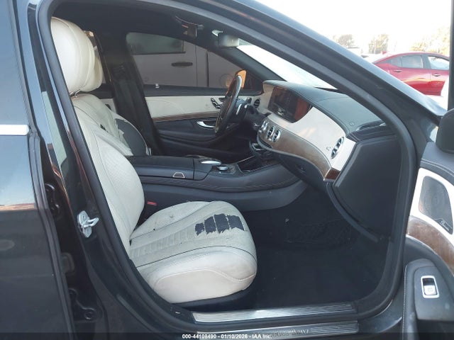 Mercedes-Benz S 550 2015 WDDUG8CBXFA126755 Image 5
