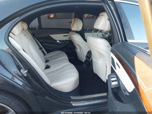 Mercedes-Benz S 550 2015 WDDUG8CBXFA126755 Image 8