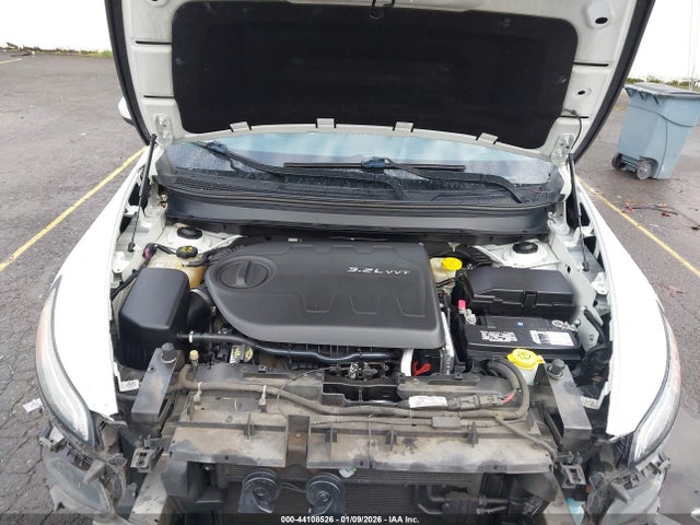 1C4PJLCS0EW270294 Jeep Cherokee Latitude