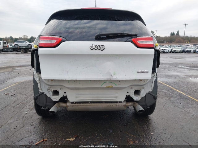 1C4PJLCS0EW270294 Jeep Cherokee Latitude