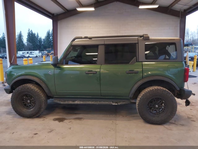 1FMDE5BH0NLA84275 Ford Bronco Black Diamond