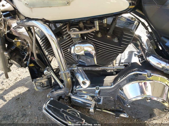 2000 HARLEY-DAVIDSON FLHPEI 1HD1FTW38YY638028 Photo 8