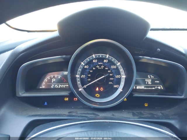 3MYDLBYV0HY183973 Toyota YARIS IA