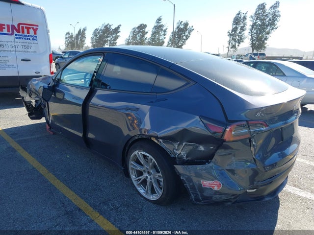 2023 TESLA MODEL Y 7SAYGDEE7PF905148 Photo 2