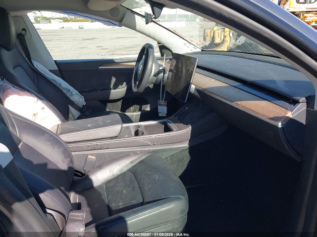 2023 TESLA MODEL Y 7SAYGDEE7PF905148 Photo 4