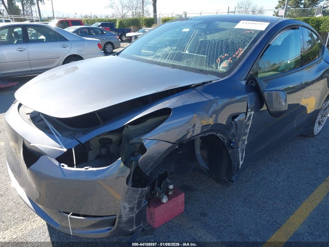 2023 TESLA MODEL Y 7SAYGDEE7PF905148 Photo 5