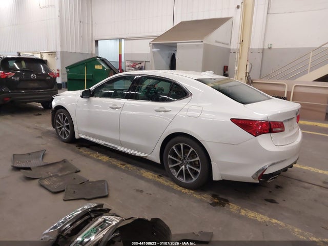 2018 ACURA TLX 19UUB3F5XJA001606 Photo 2