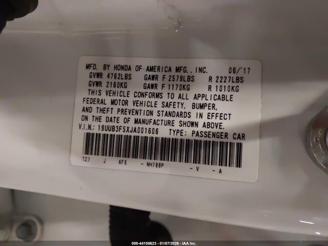 2018 ACURA TLX 19UUB3F5XJA001606 Photo 8