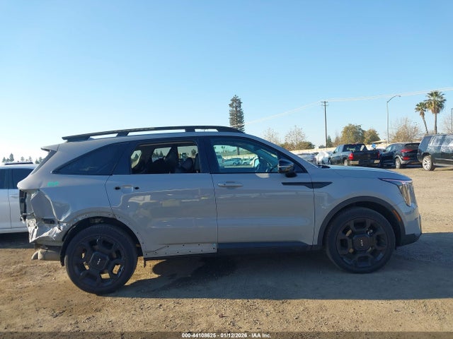 5XYRHDJF9RG270328 KIA Sorento X-line Ex