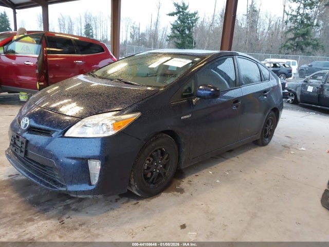 JTDKN3DU1F1906668 Toyota Prius Four