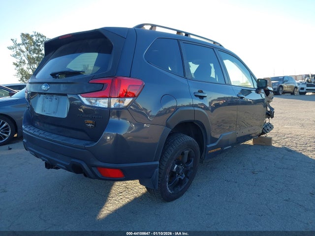 JF2SKAMC0NH528838 Subaru Forester Wilderness