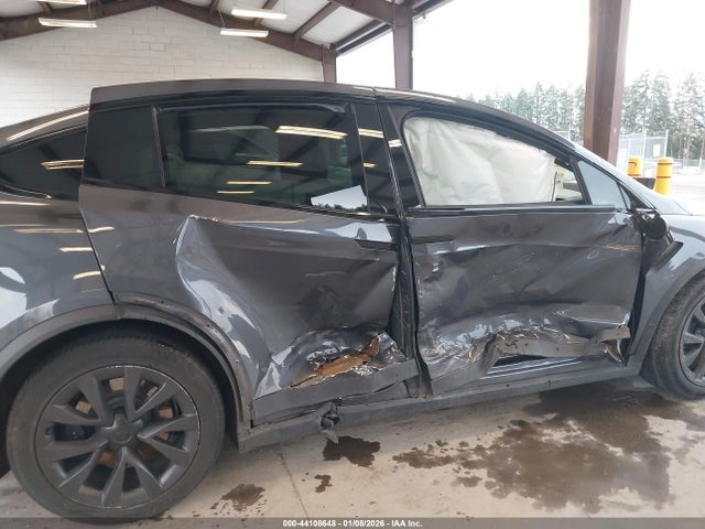 2022 TESLA MODEL X 7SAXCDE58NF337576 Photo 5