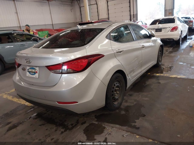 5NPDH4AE4GH697522 Hyundai ELANTRA SE