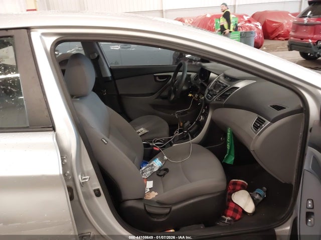 5NPDH4AE4GH697522 Hyundai ELANTRA SE