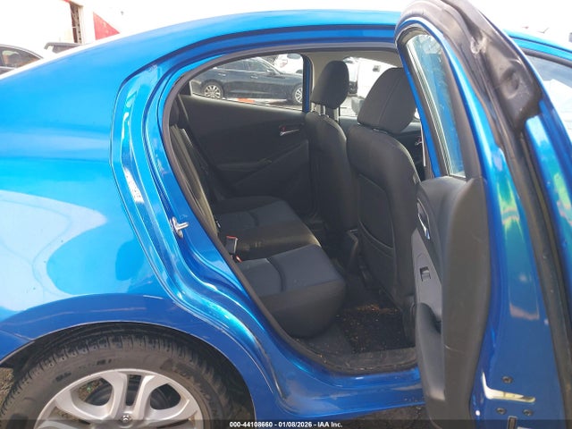 3MYDLBYV1JY323261 Toyota YARIS IA