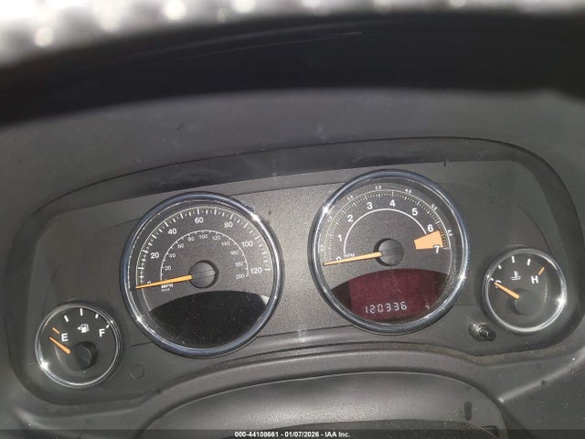 1C4NJCEA5GD742337 Jeep Compass Latitude