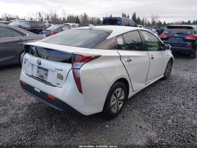 JTDKARFU2G3510007 Toyota Prius Two Eco