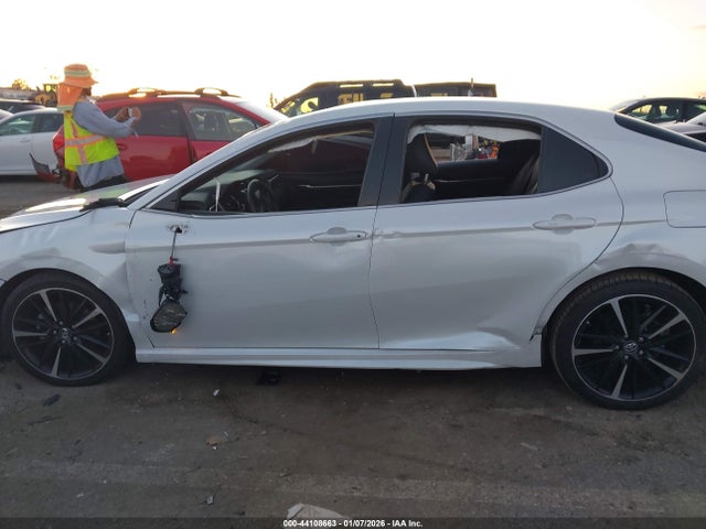 4T1B61HK4JU002004 Toyota CAMRY XSE