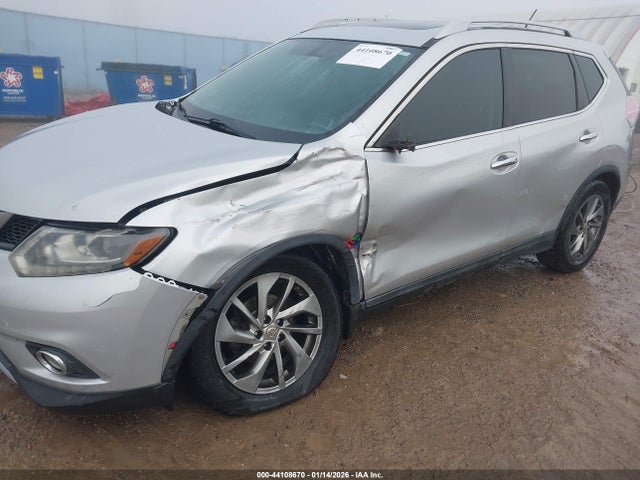 44108670 :رقم المزاد ، 5N1AT2MT3FC900440 vin ، 2015 Nissan Rogue Sl مزاد بيع