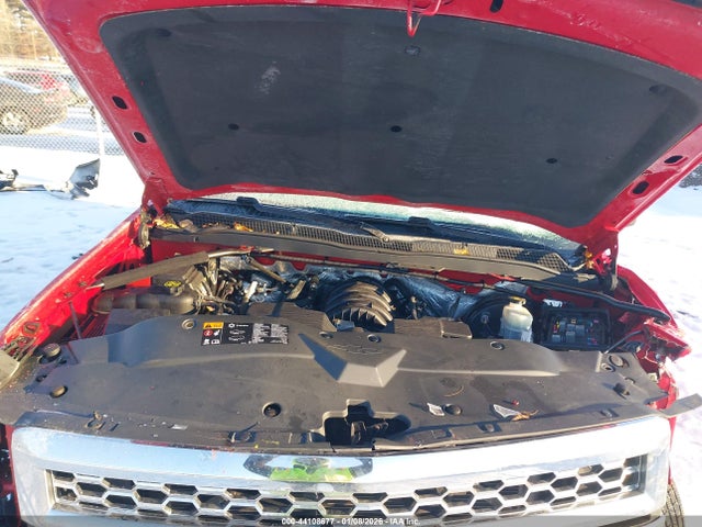 1GCVKREC5EZ240641 Chevrolet Silverado 1500 1lt