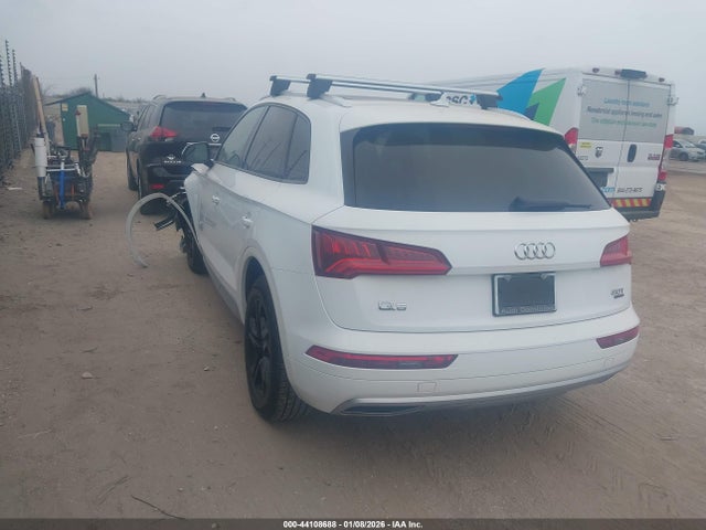 2018 AUDI Q5 WA1ANAFY1J2239467 Photo 2