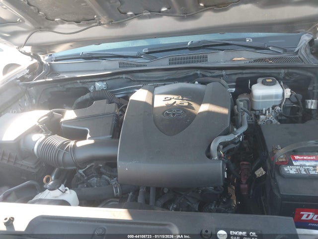 5TFCZ5AN7JX159486 Toyota Tacoma Trd Off Road