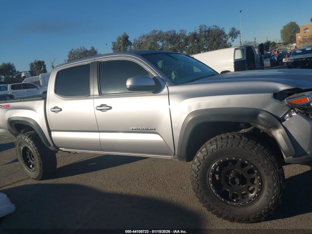 5TFCZ5AN7JX159486 Toyota Tacoma Trd Off Road