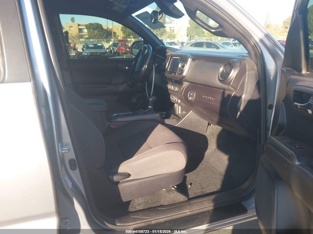 5TFCZ5AN7JX159486 Toyota Tacoma Trd Off Road