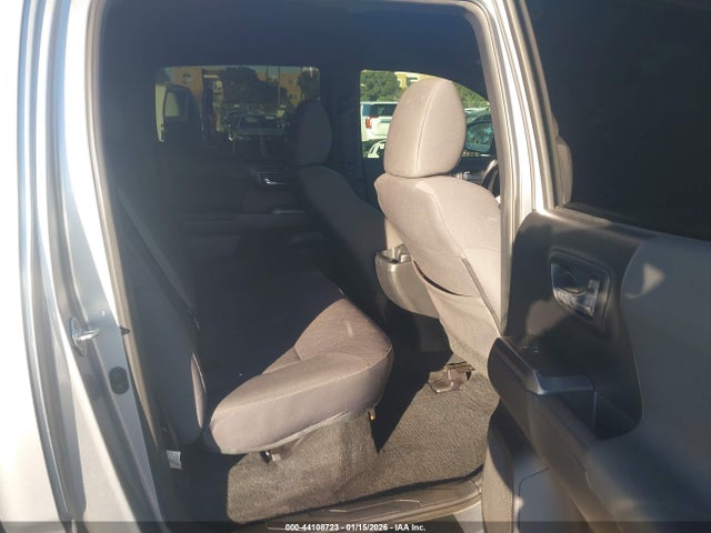 5TFCZ5AN7JX159486 Toyota Tacoma Trd Off Road