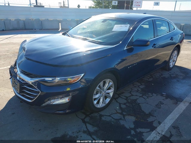 1G1ZD5ST7NF160728 Chevrolet Malibu Fwd Lt