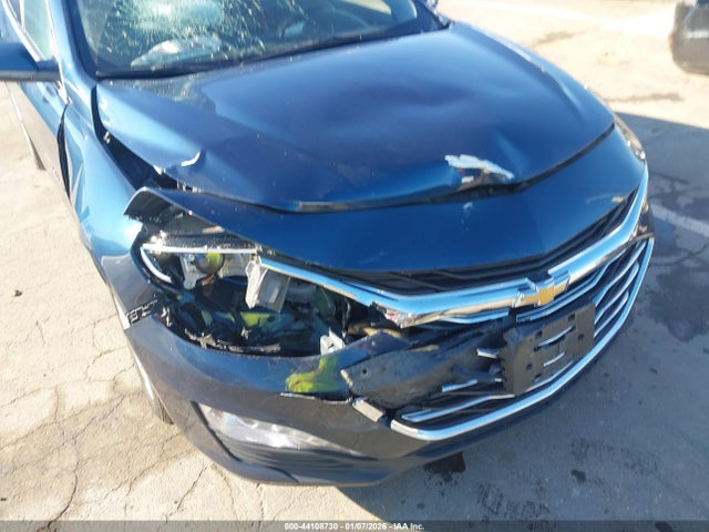 1G1ZD5ST7NF160728 Chevrolet Malibu Fwd Lt