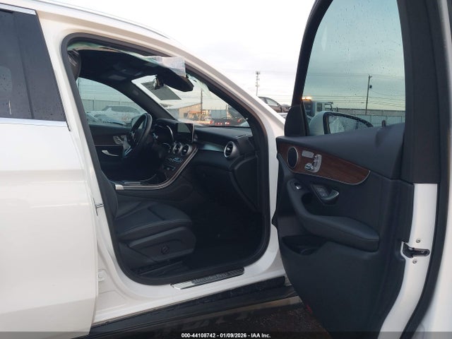 WDC0G8EB3LF686230 Mercedes-Benz Glc 300 4matic