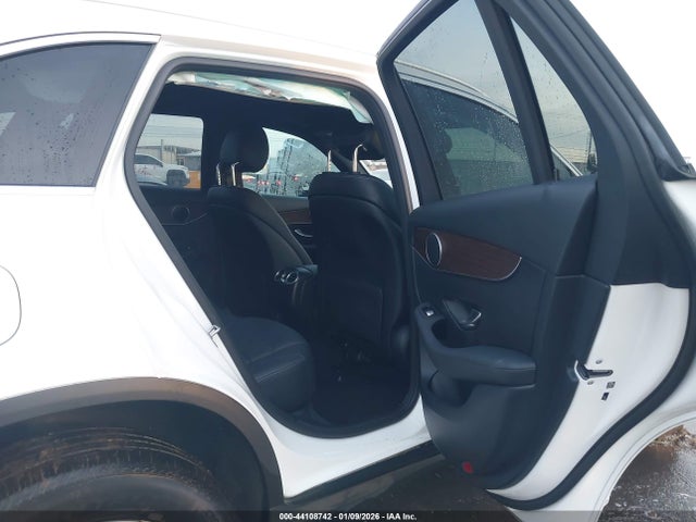 WDC0G8EB3LF686230 Mercedes-Benz Glc 300 4matic