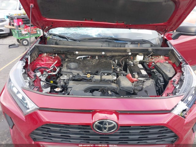 2T3F1RFV1NW249618 Toyota RAV4 LE