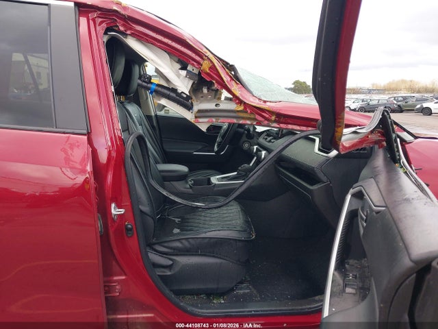 2T3F1RFV1NW249618 Toyota RAV4 LE