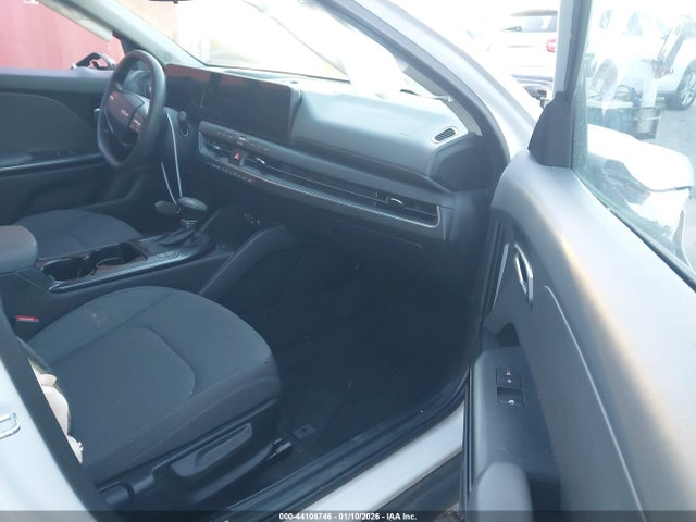 3KPFT4DE1SE020315 KIA K4 Lxs