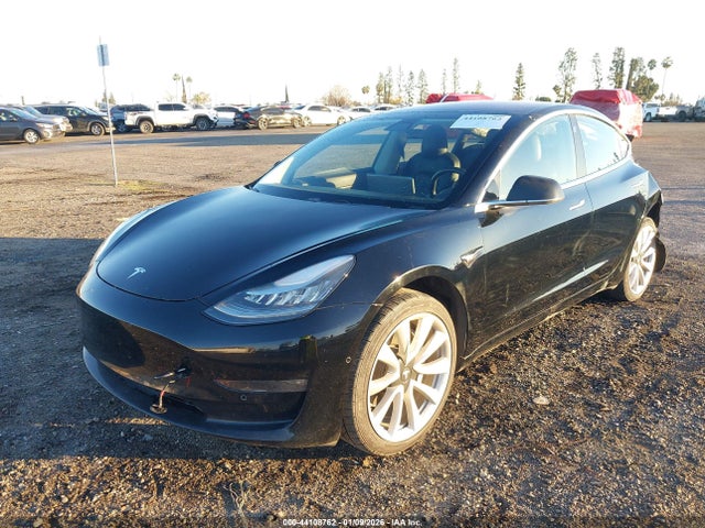 2018 TESLA MODEL 3 5YJ3E1EA5JF028028 Photo 1